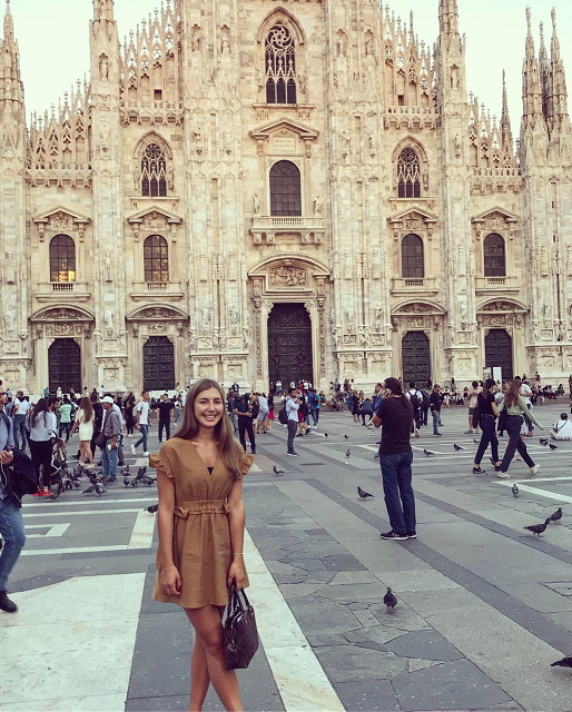 Sabrina in Mailand